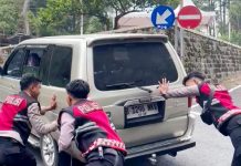 Jalur Padat Nataru, Sentuhan Cepat Tim Drogba Bikin Jalur Sarangan Tetap Lancar