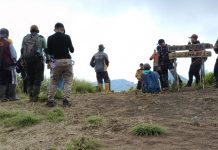 SAR Magetan Sisir Jalur Wonomulyo Cari Pendaki Hilang di Bukit Mongkrang