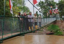 Jembatan Perintis Garuda Nyaris Tuntas, Plt Bupati Ponorogo Apresiasi Sinergi TNI dan Warga