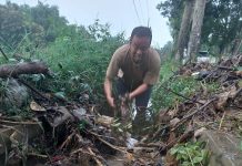 Tinjau Banjir Ngariboyo, Wabup Magetan Turun ke Selokan Angkat Sampah