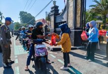 Sentuhan Ramadan Korpri Magetan, 978 Paket Beras Dibagikan untuk Ojek hingga Tukang Parkir