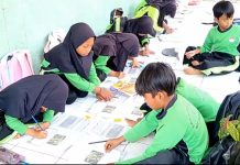 Miris, Siswa SD di Magetan Belajar di Teras Tanpa Alas karena Kekurangan Kelas