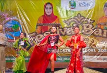 Pertama Kali Naik Catwalk, Angella Langsung Sabet Best Costume Festival Bambu Magetan