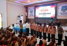 Polwan Magetan Ajak Pelajar Stop Bullying dan Bijak Bermedsos