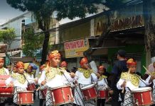Parade Drum Band SD-SMP Sambut Hari Jadi ke-351 Magetan